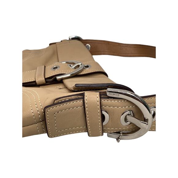 Coach Soho Small Flap Shoulder Bag Sand Silver Buckle Snap - Picture 11 of 16